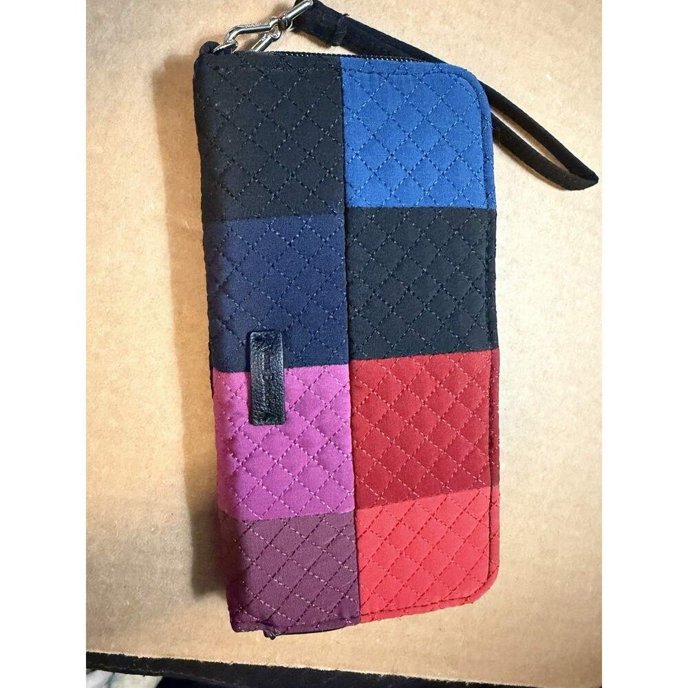 Vera Bradley Winter Patchwork Iconic RFID Accordion Wristlet Wallet Strap